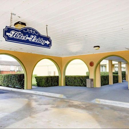 University Inn San Marcos Εξωτερικό φωτογραφία