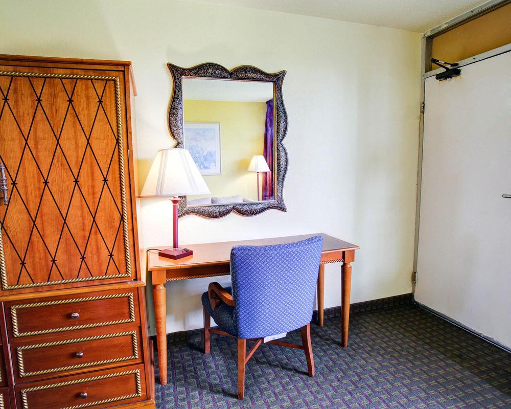 University Inn San Marcos Εξωτερικό φωτογραφία